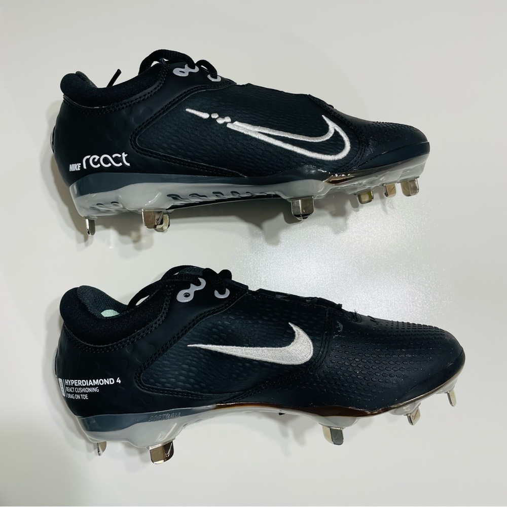 Nike Hyperdiamond 4 Elite Women’s Softball Cleats, size 6.5, Black